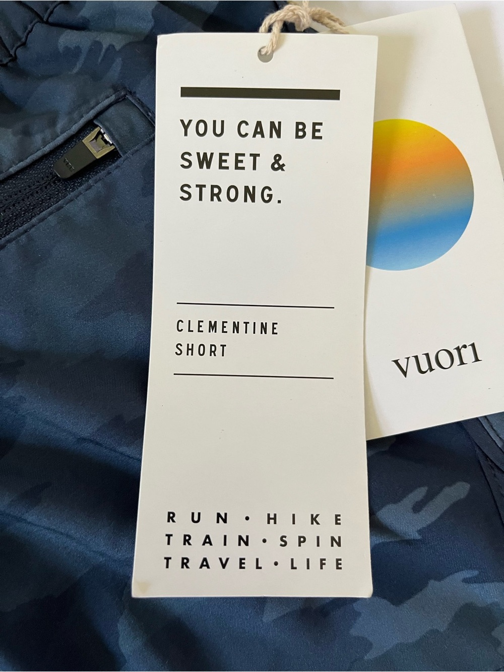 NWT Vuori Camouflage Clementine Running Shorts Size S - Picture 3 of 6